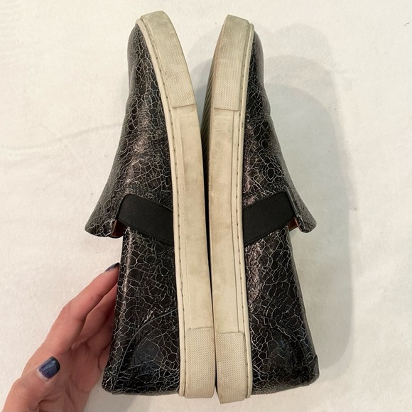 FRYE Ivy Slip On Shoe Black Crackle Women's 9 Casual Fashion Sneaker - Picture 11 of 11